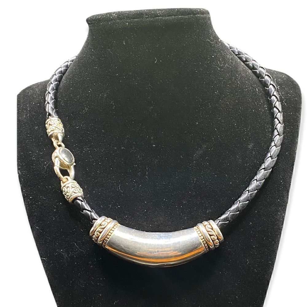 Reversible silver choker on leather cord scrollwork heavy clasp 14” base of neck - Picture 4 of 6